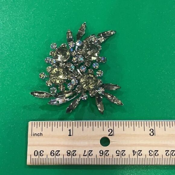 Vintage Signed Cathe Flower Rhinestone Brooch/Pin - Picture 7 of 7